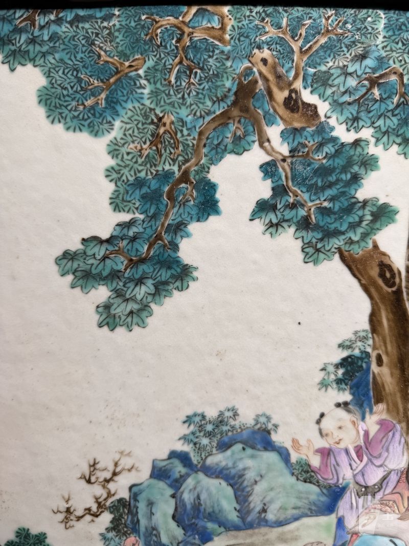 清乾隆 粉彩“云轩”款羲之爱鹅图板 - 图5